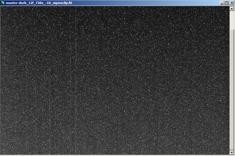 Un master dark frame ottenuto con una camera CCD ST-2000XCM, temperatura di -10°C e 720 secondi di esposizione.